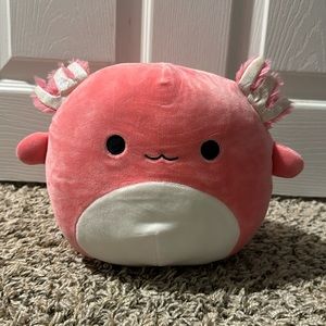 Squishmallows Archie 8” Pink Axolotl Plushie tag is detached but included